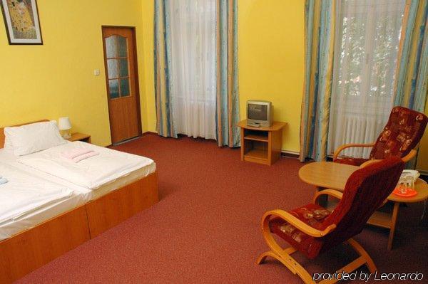 Bell Hotell 3*