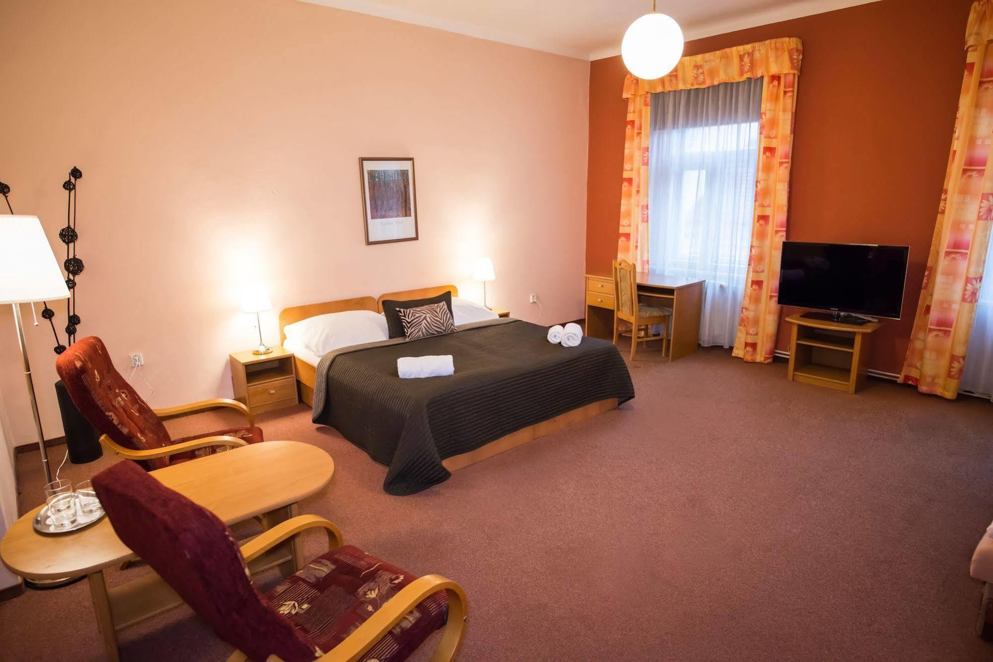 Hotell Bell 3*