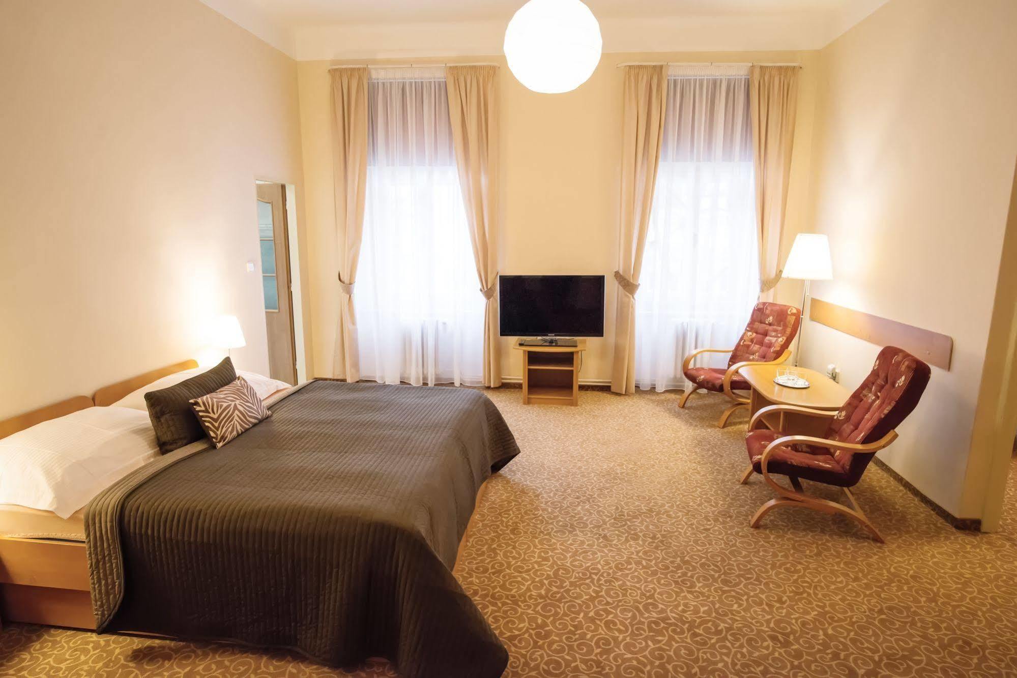 Hotell Bell 3*